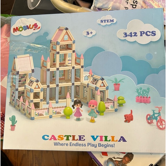 396-Piece 3D Princess Castle🏰 Villa DollHouse🏡Building Toy Set STEM Montessori - Picture 4 of 10